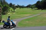 De scooter pelos campos de golfe de Bermuda